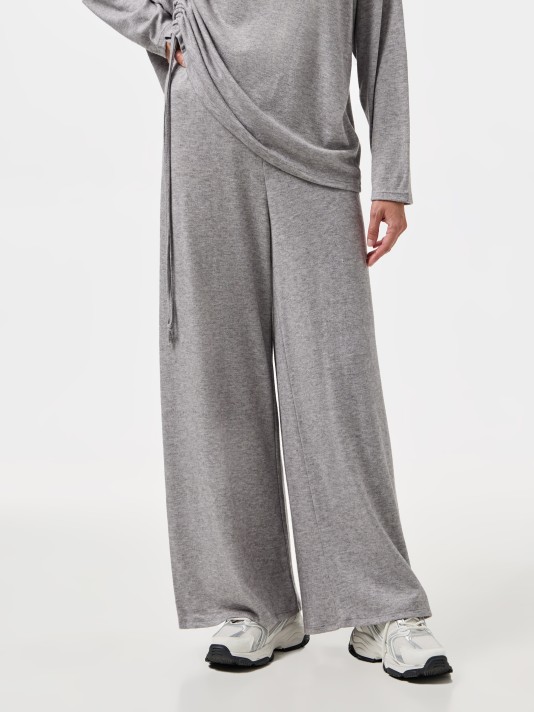 Calças em malha Calças em malha