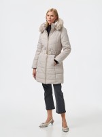 Casaco acolchoado com carapuço Casaco acolchoado com carapuço