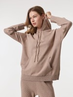 Camisola com carapuo