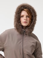 Parka com carapuço Parka com carapuço