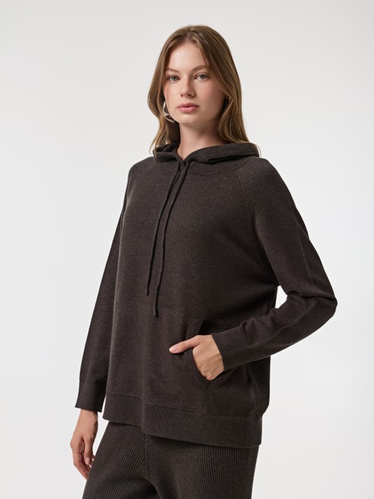 Camisola com carapuo