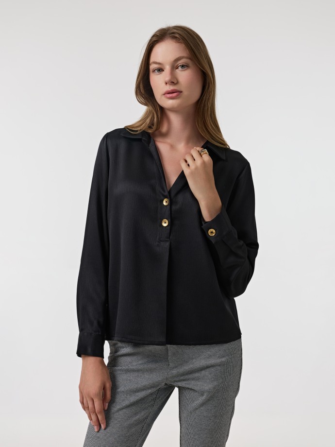 Blusa com botões Blusa com botões