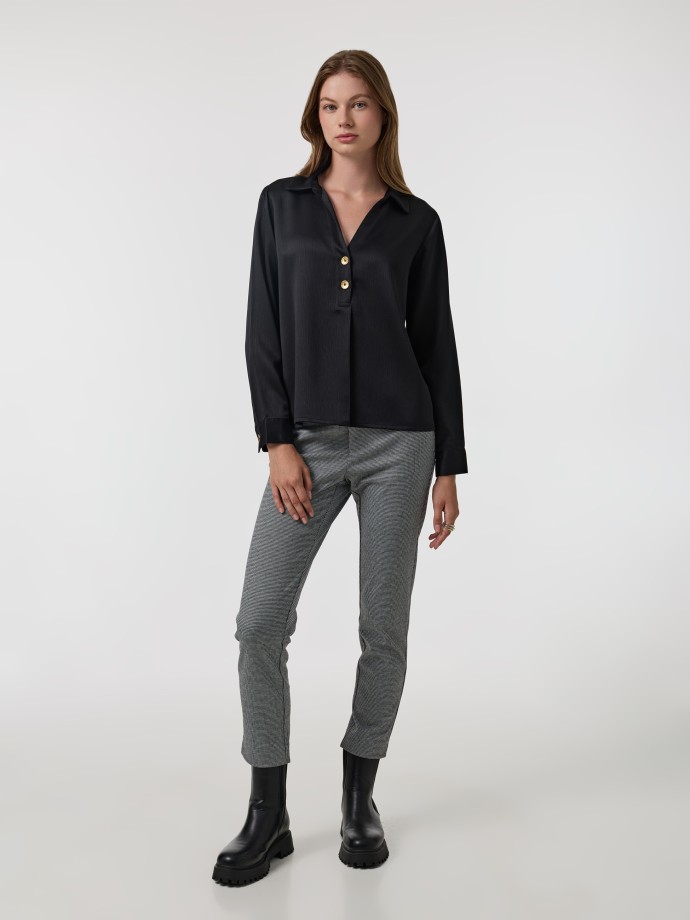 Blusa com botões Blusa com botões