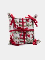 Cesto com 3 panos de Natal Cesto com 3 panos de Natal