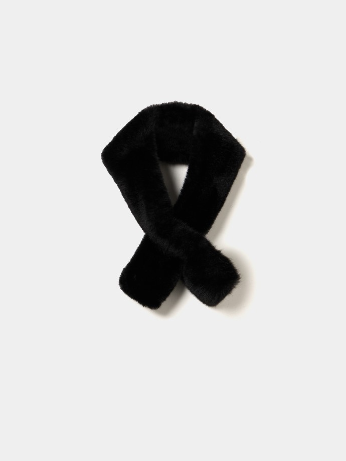 Cachecol em pelo sint�tico