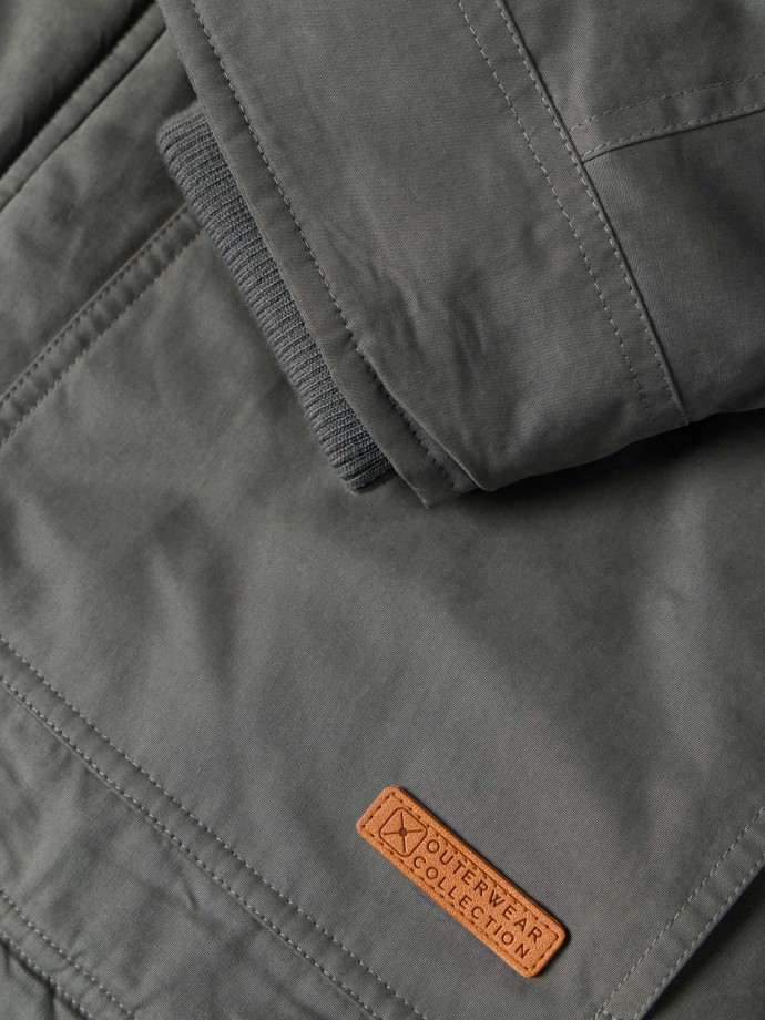 Parka com bolsos frontais