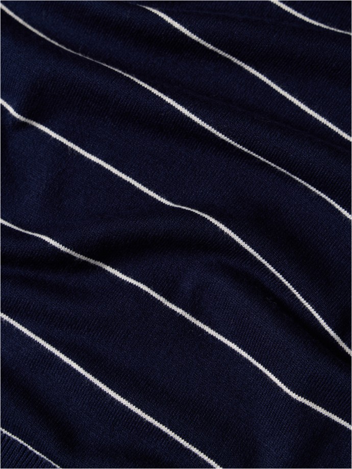 T-shirt de malha �s riscas