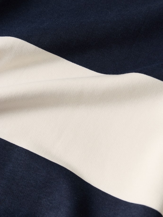 Camisola de felpa com riscas largas