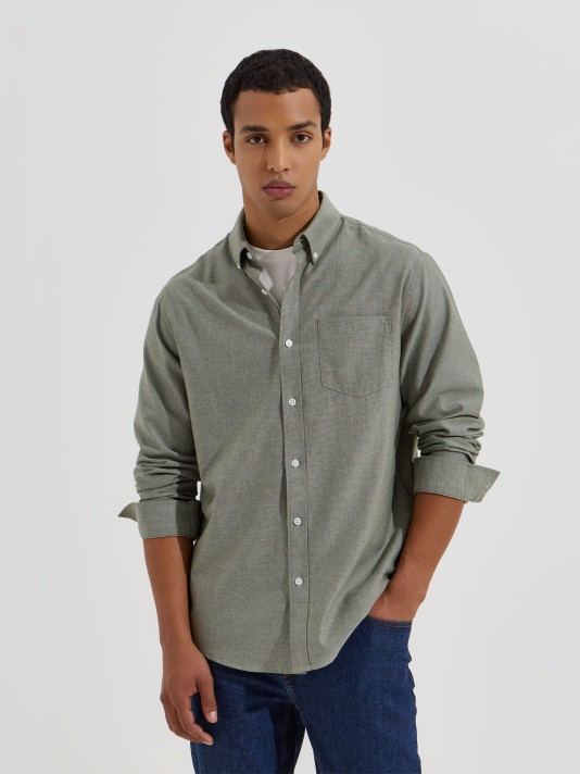 Camisa clssica em algodo