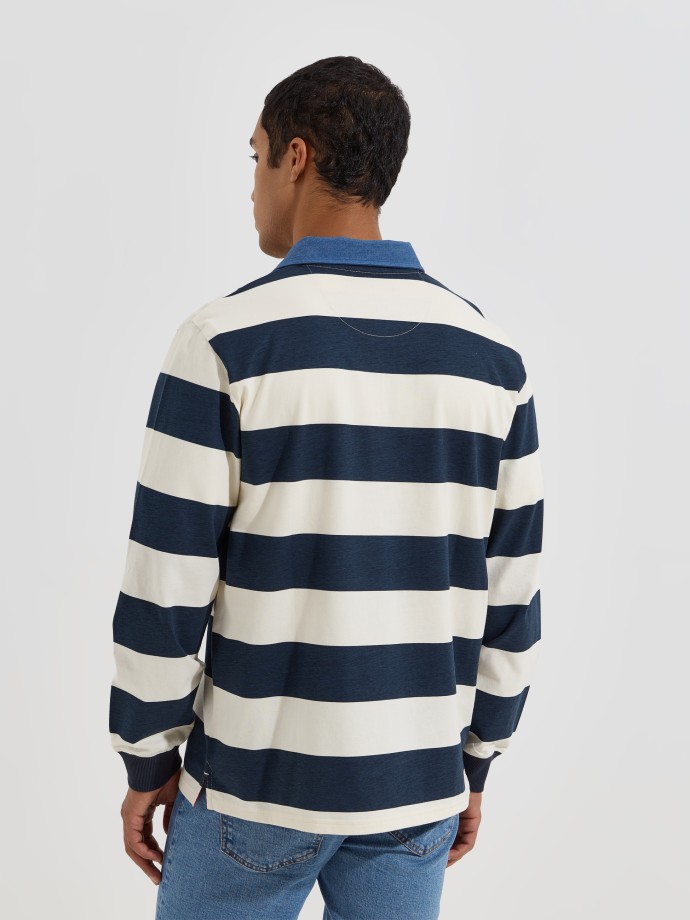 Polo �s riscas com gola em ganga