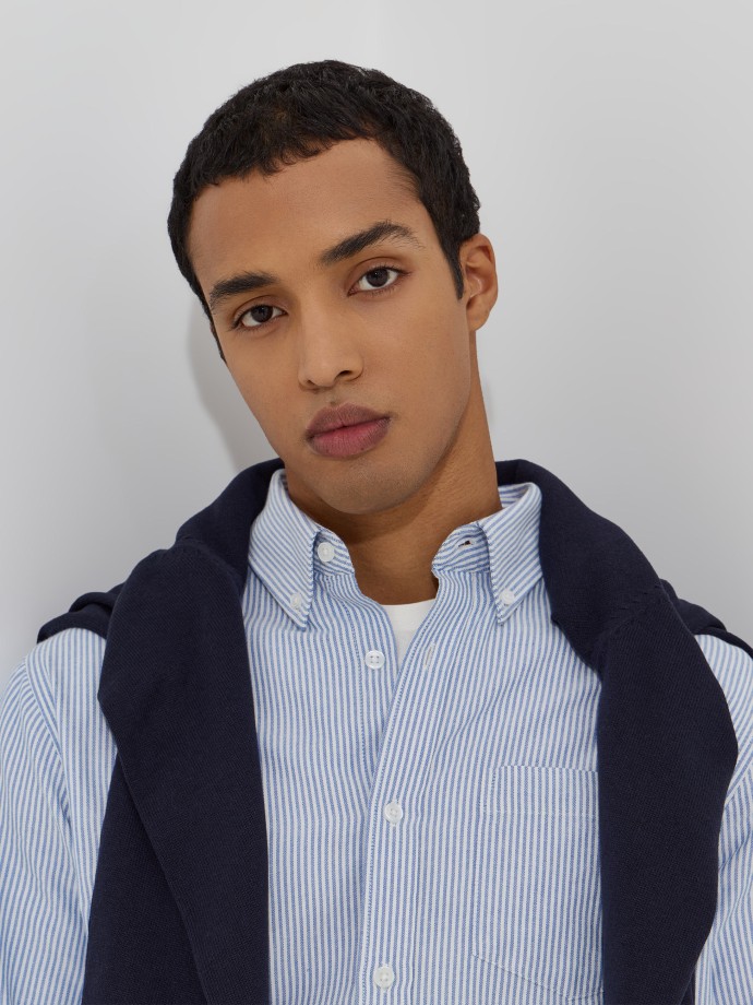 Camisa cl�ssica �s riscas