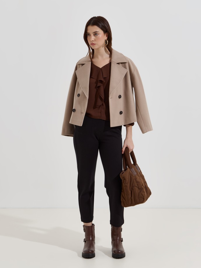 Casaco curto em fazenda