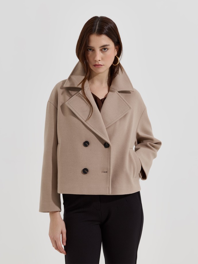 Casaco curto em fazenda