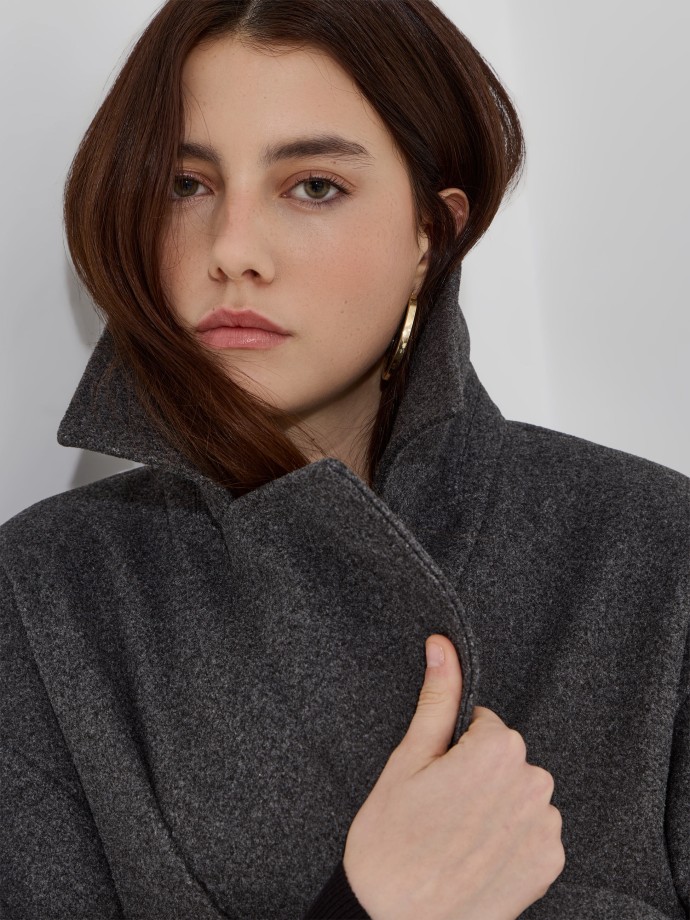 Casaco curto em fazenda