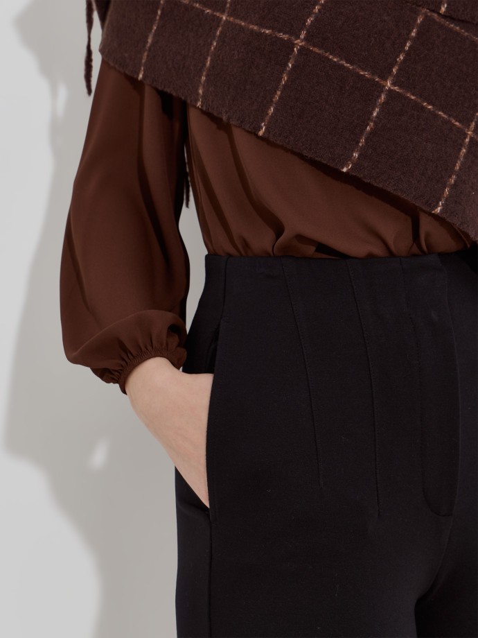 Calças de cintura subida Calças de cintura subida