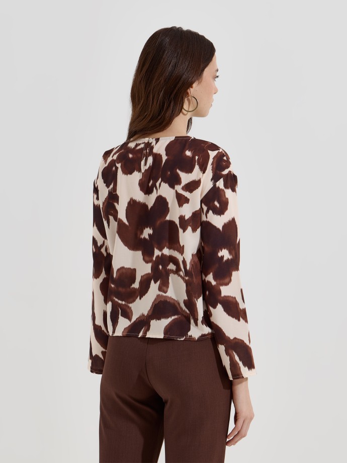 Blusa estampada com n