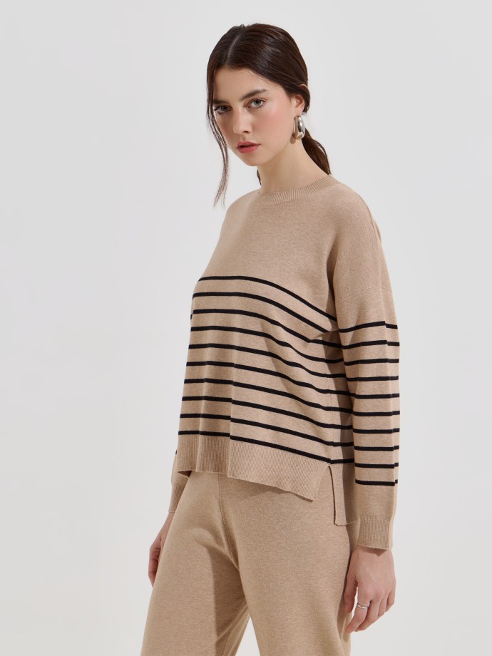 Camisola de malha com riscas