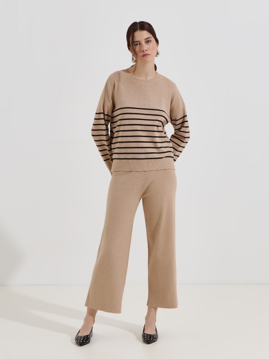 Camisola de malha com riscas Camisola de malha com riscas