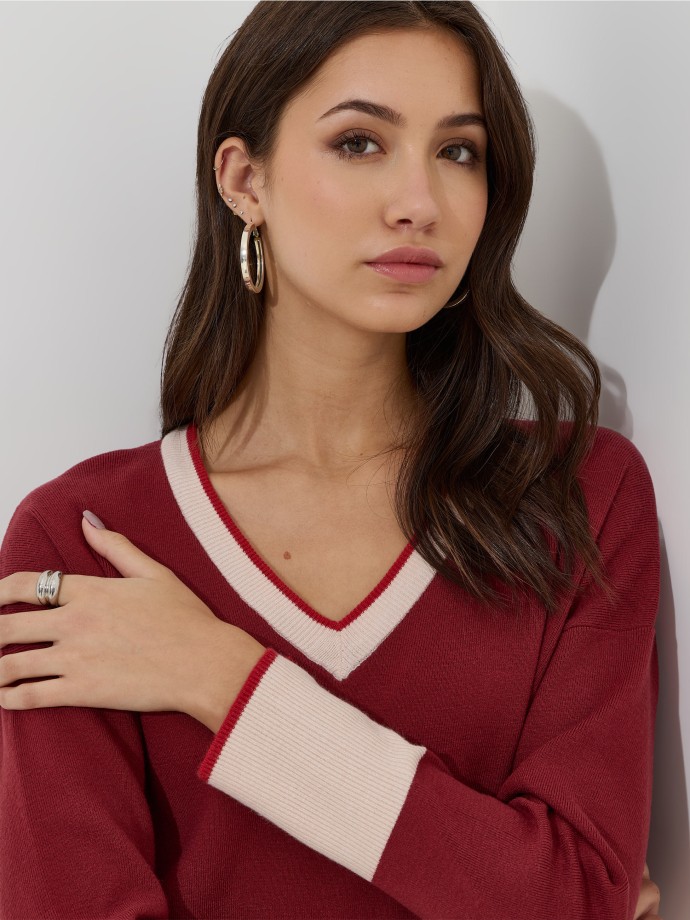 Camisola de malha com decote em V