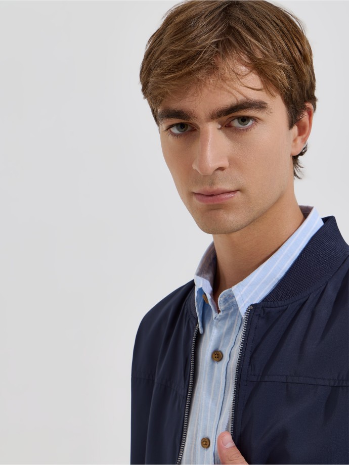 Casaco estilo bomber