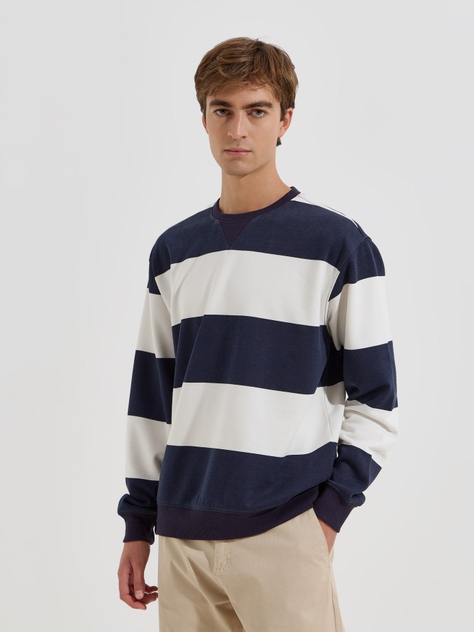 Camisola de felpa com riscas largas