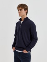 Camisola com gola de fecho