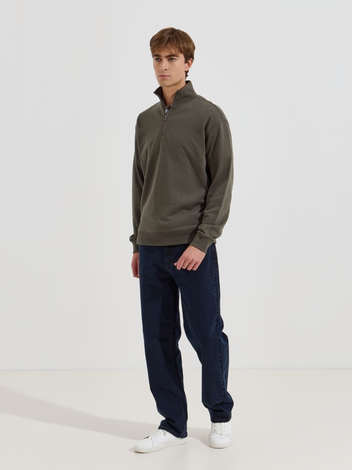 Camisola com gola de fecho