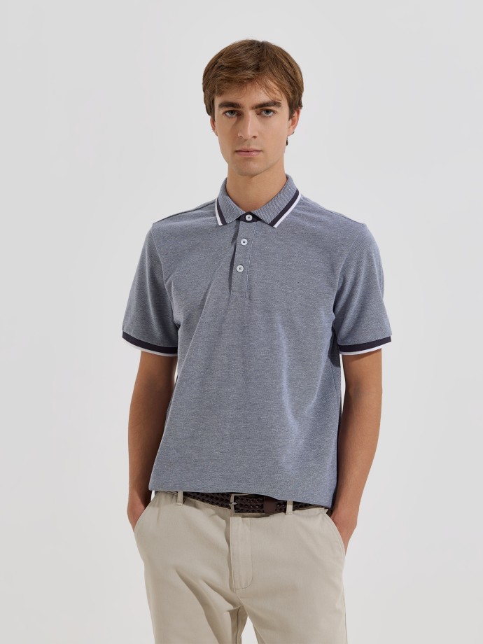 Polo em malha piquet