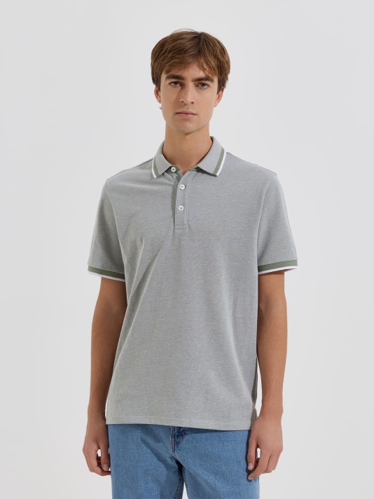 Polo em malha piquet
