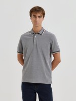 Polo em malha piquet