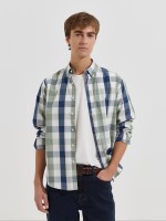 Camisa aos quadrados