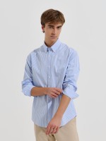 Camisa cl�ssica �s riscas