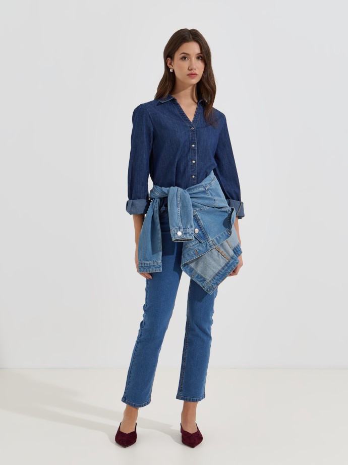 Camisa em ganga cintada