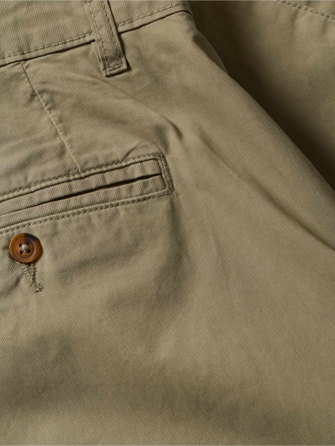 Calções chino com textura Calções chino com textura
