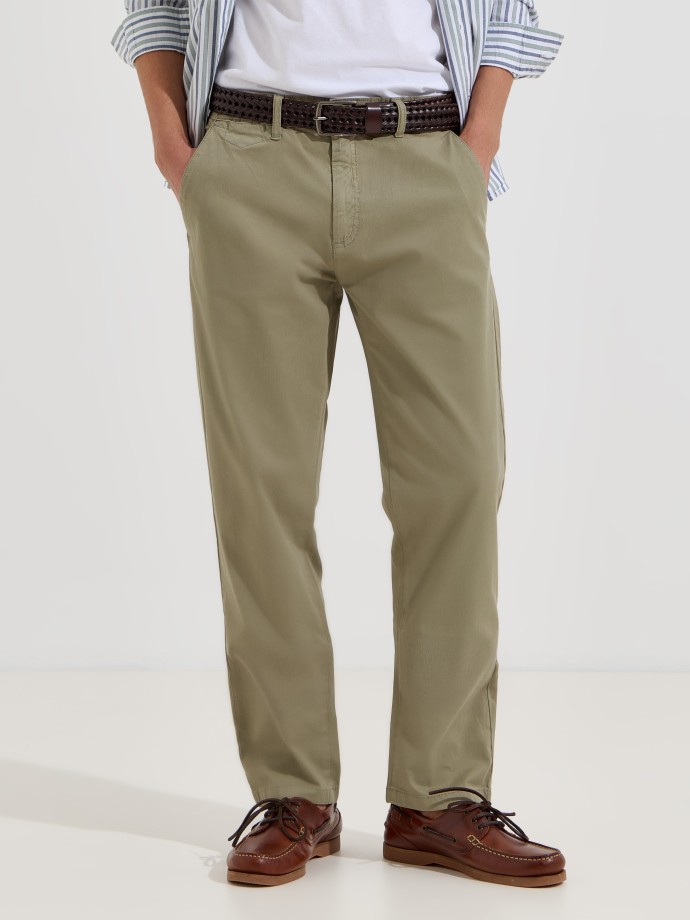 Cal�as chino regular fit