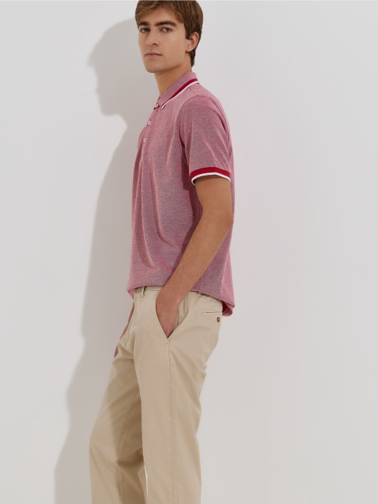 Calças chino regular fit Calças chino regular fit