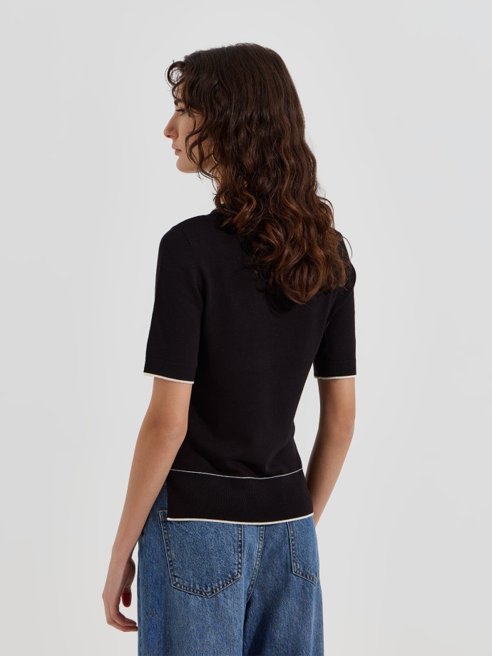 Camisola de malha com detalhes em contraste