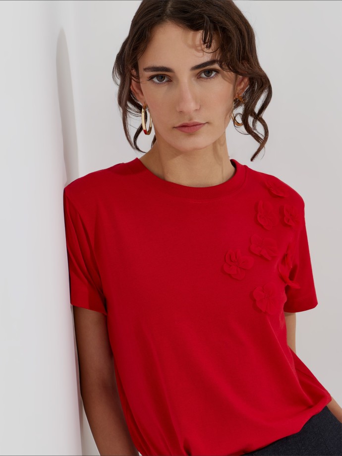 T-shirt com flores