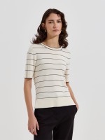 T-shirt de malha �s riscas