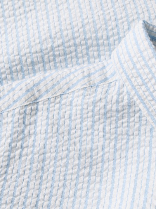 Camisa às riscas de manga curta Camisa às riscas de manga curta