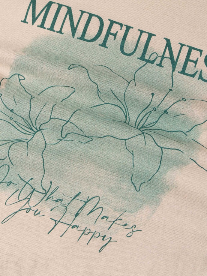 T-shirt com estampado frontal