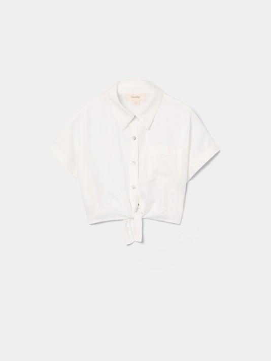 Camisa com nó na base Camisa com nó na base