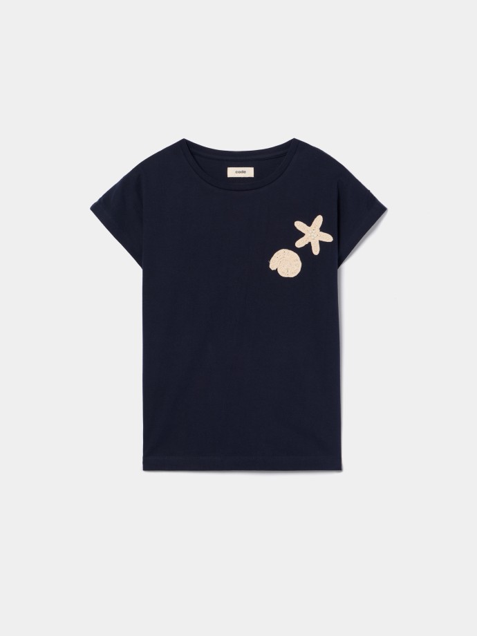 T-shirt com aplica��o