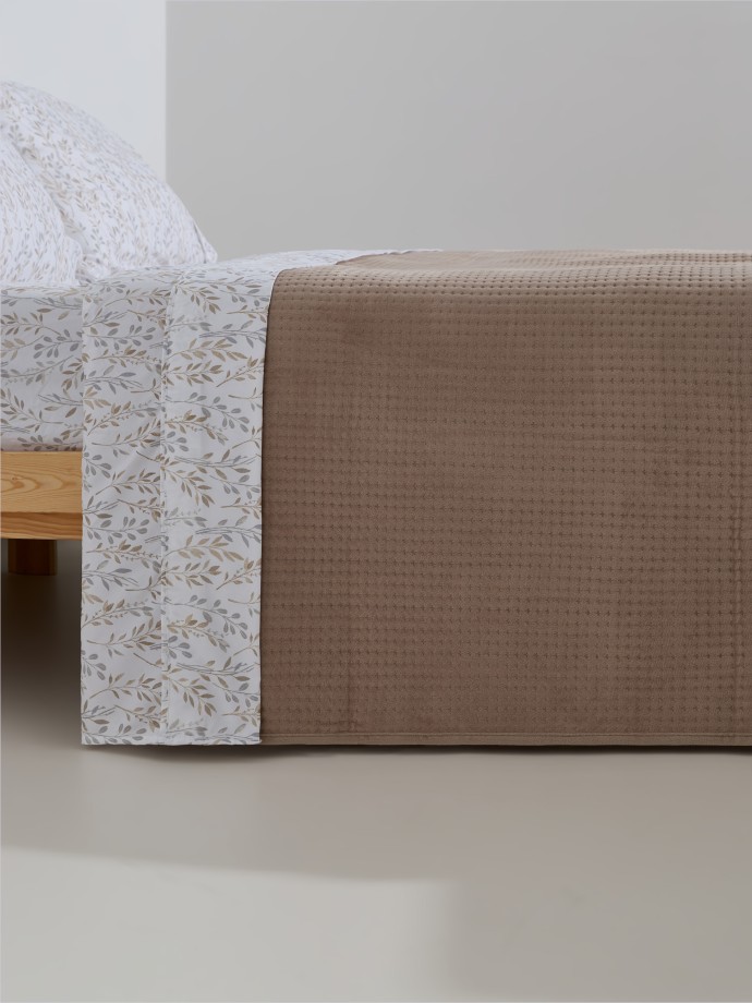 Colcha de solteiro com relevo