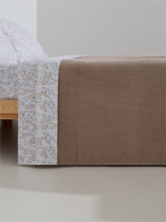 Colcha de casal com relevo Colcha de casal com relevo