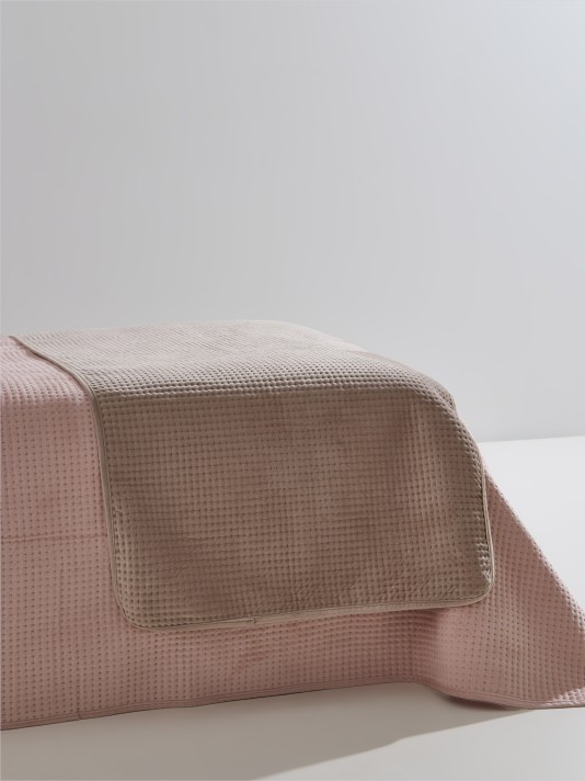 Tapa p�s com relevo