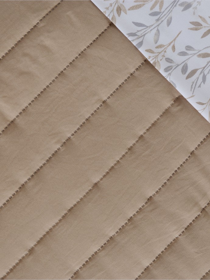 Edred�o de solteiro acolchoado