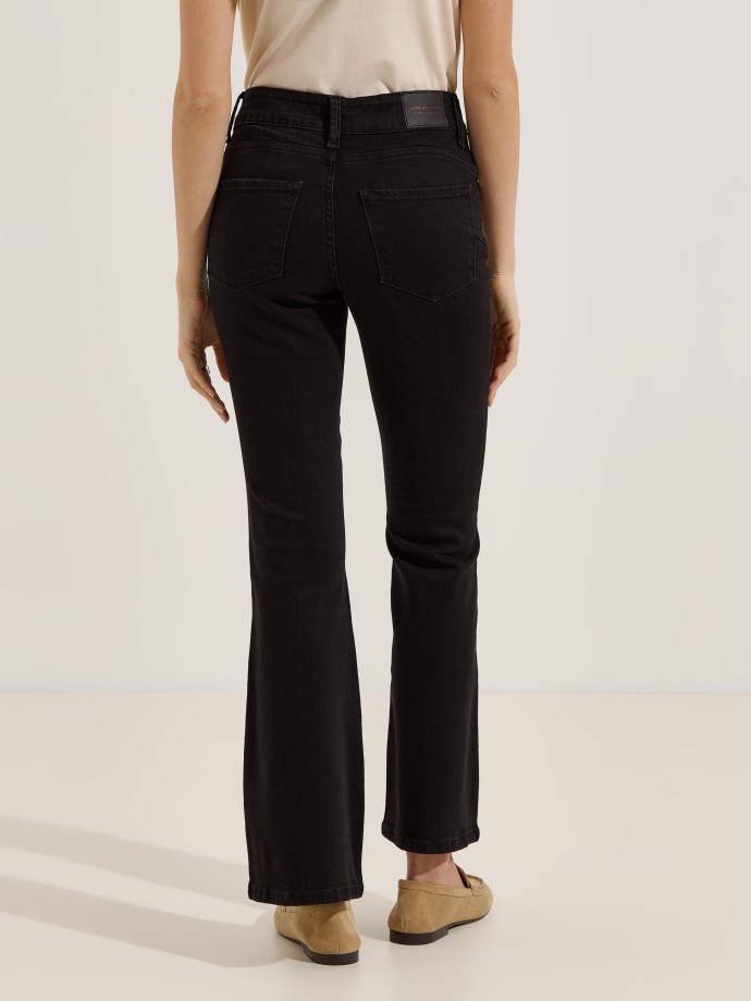 Cal�as de ganga bootcut push-up