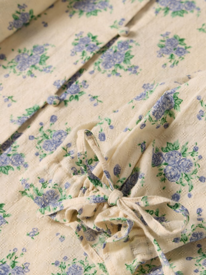Blusa estampada com flores