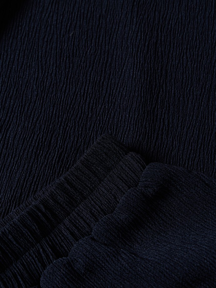 Cal�as com textura enrugada